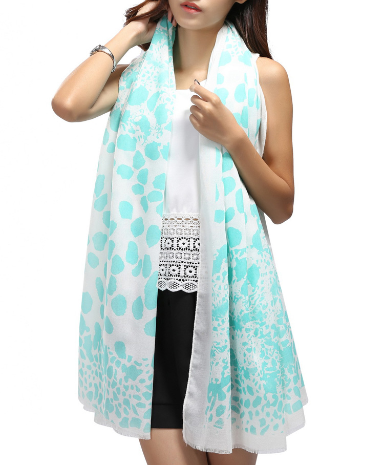 Wholesale polyester leopard scarf