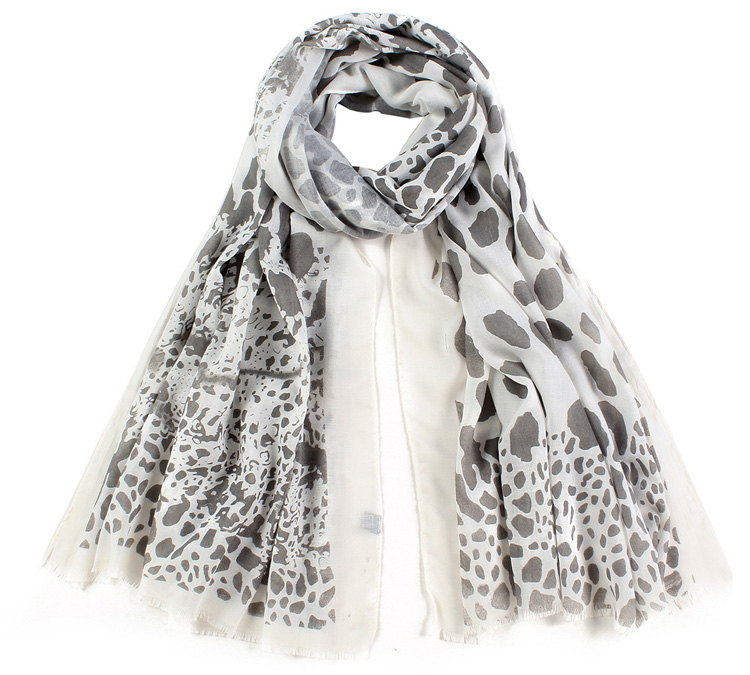 Wholesale polyester leopard scarf