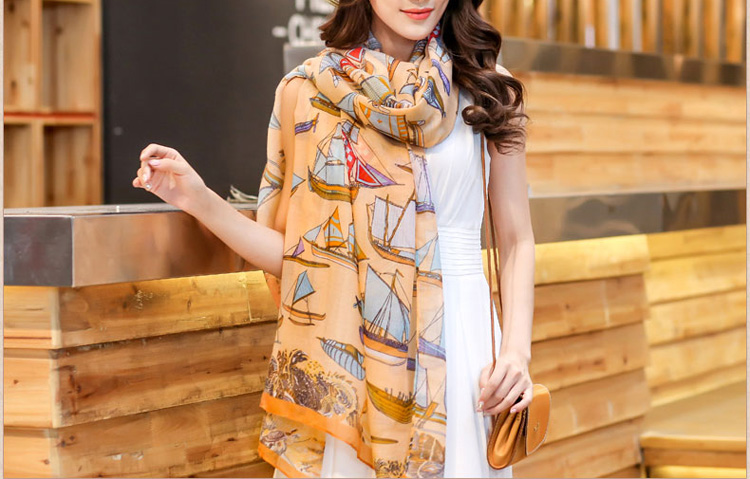 Classic polyester scarf for women