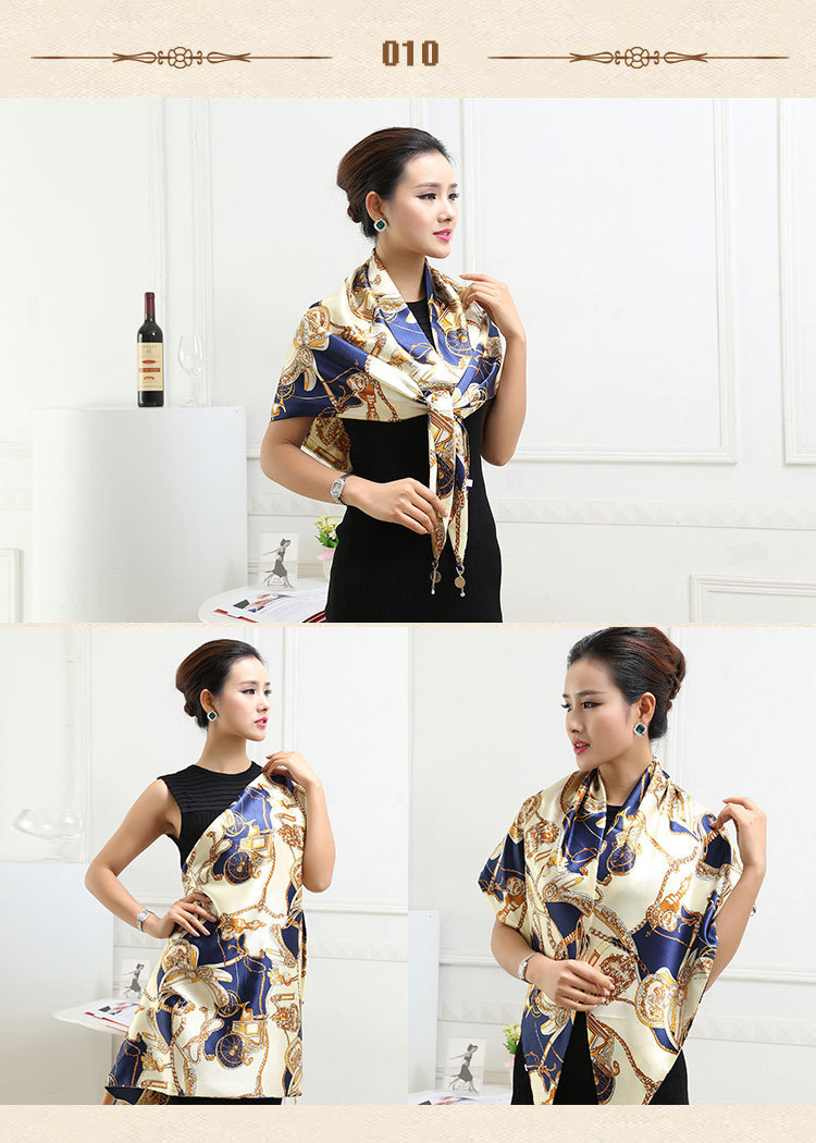 Wholesale triangle silk scarf