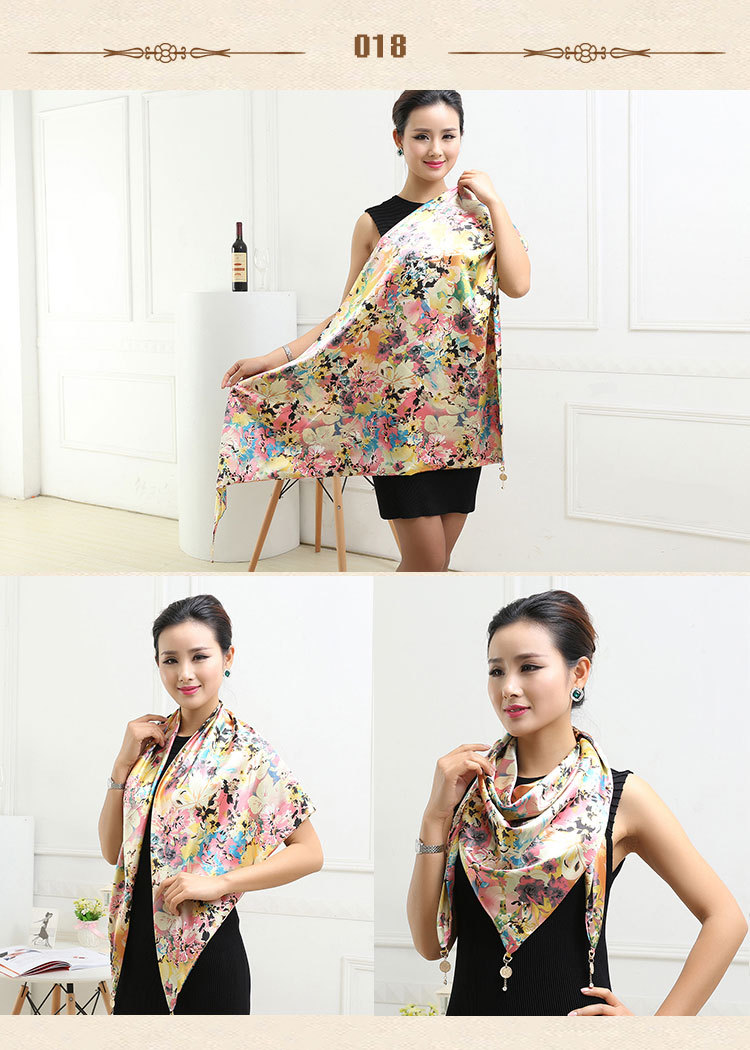 Wholesale triangle silk scarf
