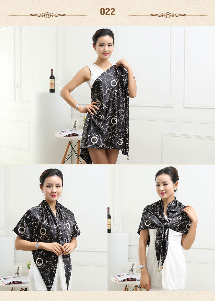 Wholesale triangle silk scarf