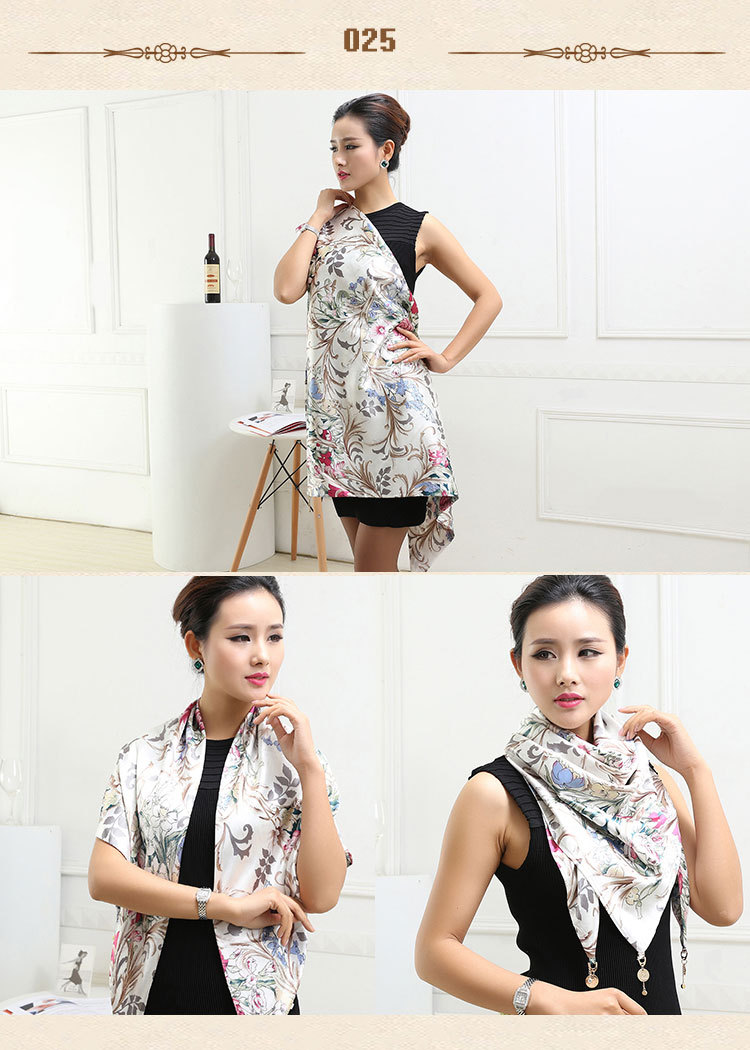 Wholesale triangle silk scarf