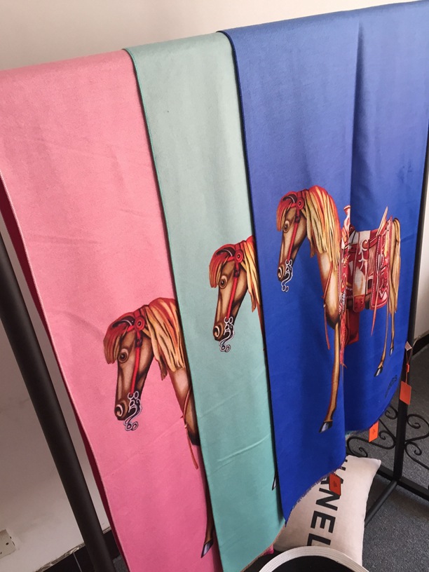 Wholesale embroidery warm scarf