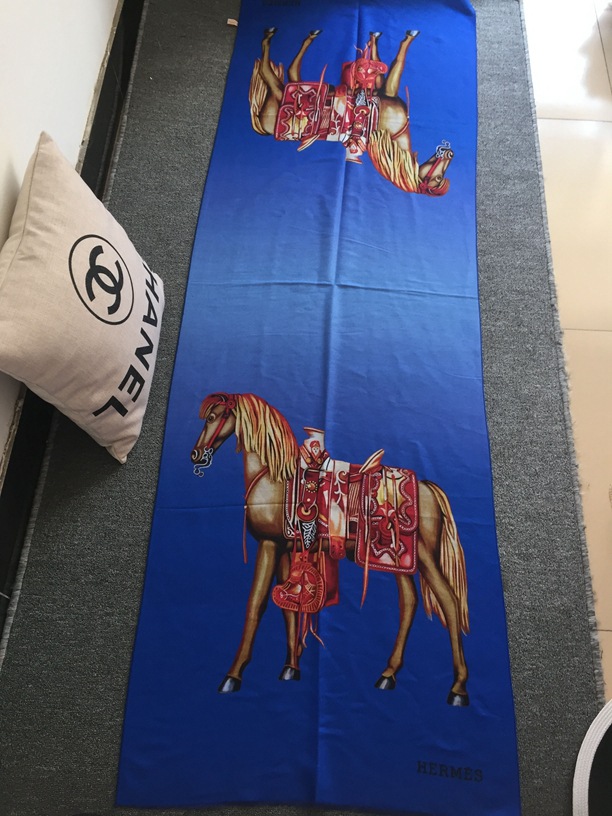 Wholesale embroidery warm scarf