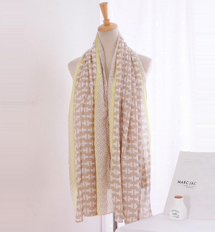 Wholesale plaid scarf for women