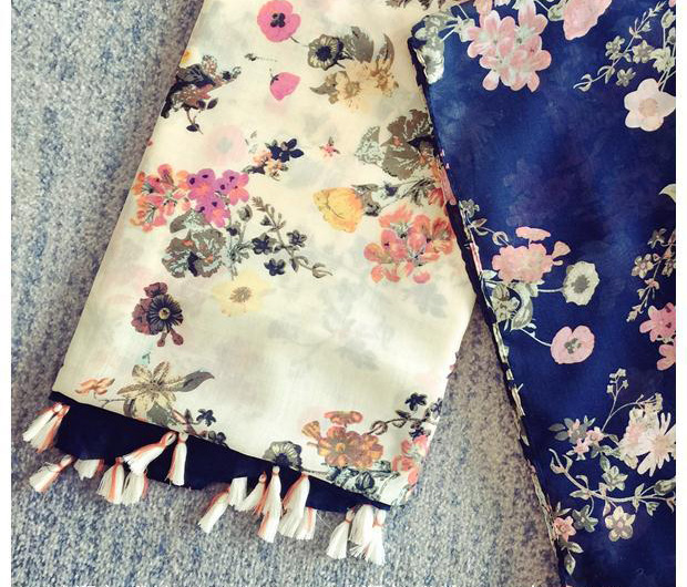 Wholesale floral fringed cotton scarf