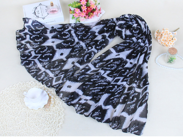 Wholesale leopard scarf fashion