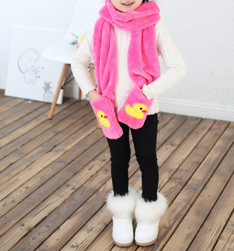 Wholesale kids pocket knitted scarf