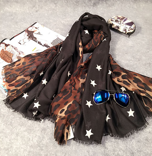 Wholesale women fringed scarf