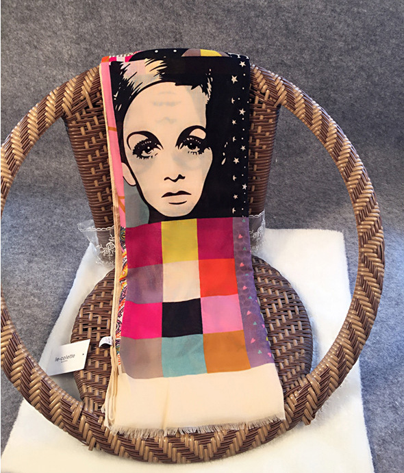 Wholesale plaid fringed scarf