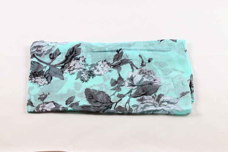 Wholesale viscose flower print scarf
