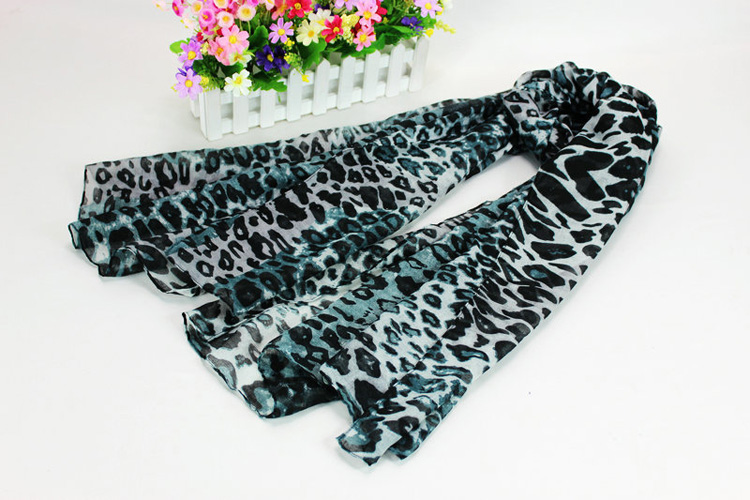 Leopard print viscose scarf wholesale
