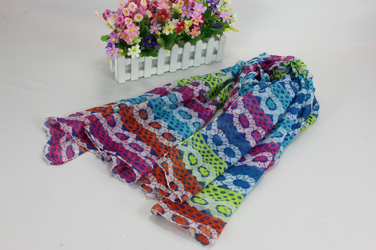 Wholesale jacquard patterned viscose scarf