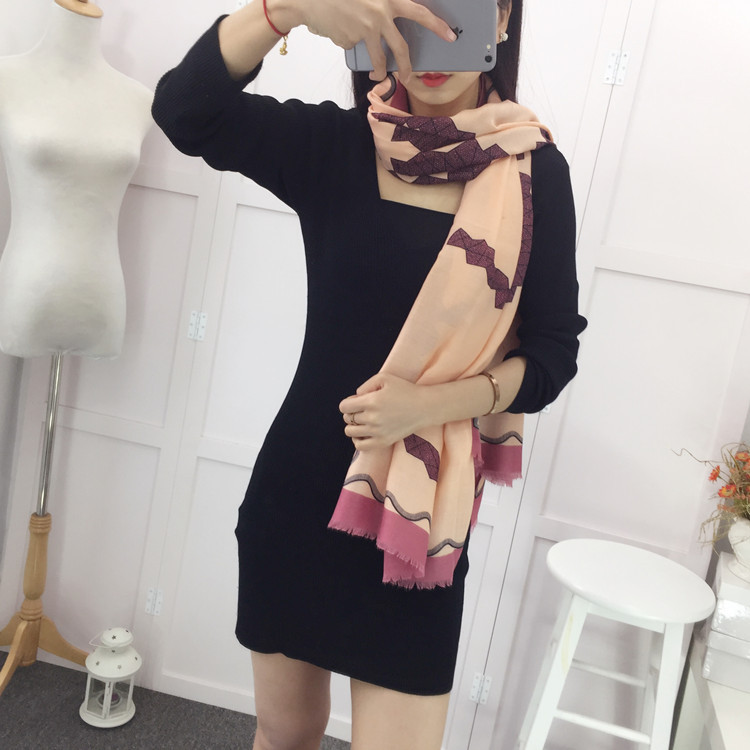 Wholesale fashion scarfs