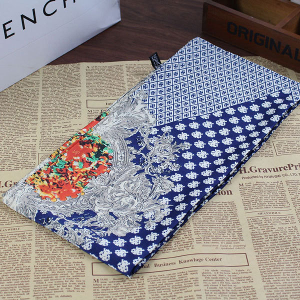 Small infinity scarves