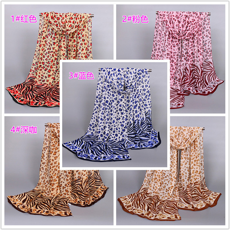 Wholesale knitted scarves leopard