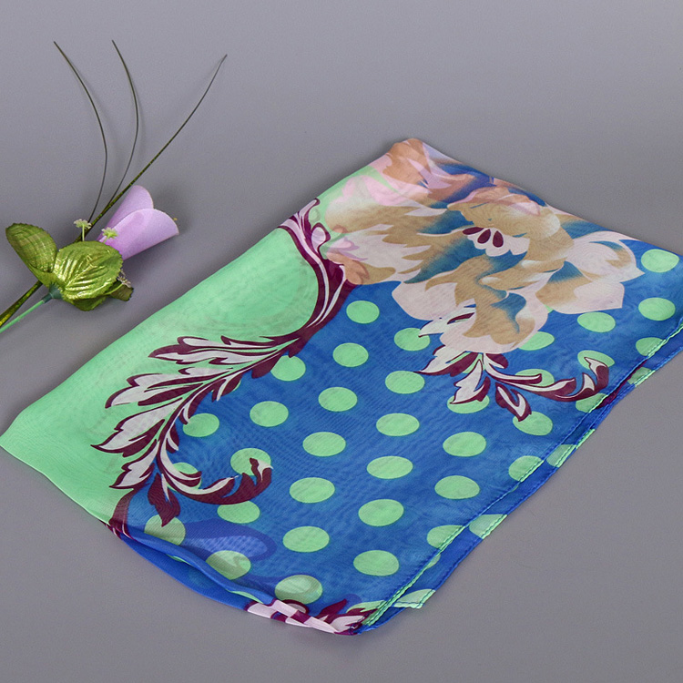 Wholesale dot scarf