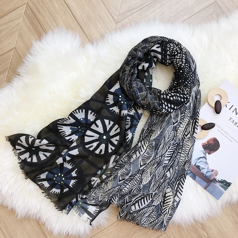 Cotton leaves hot stamp scarf woman winter shawl