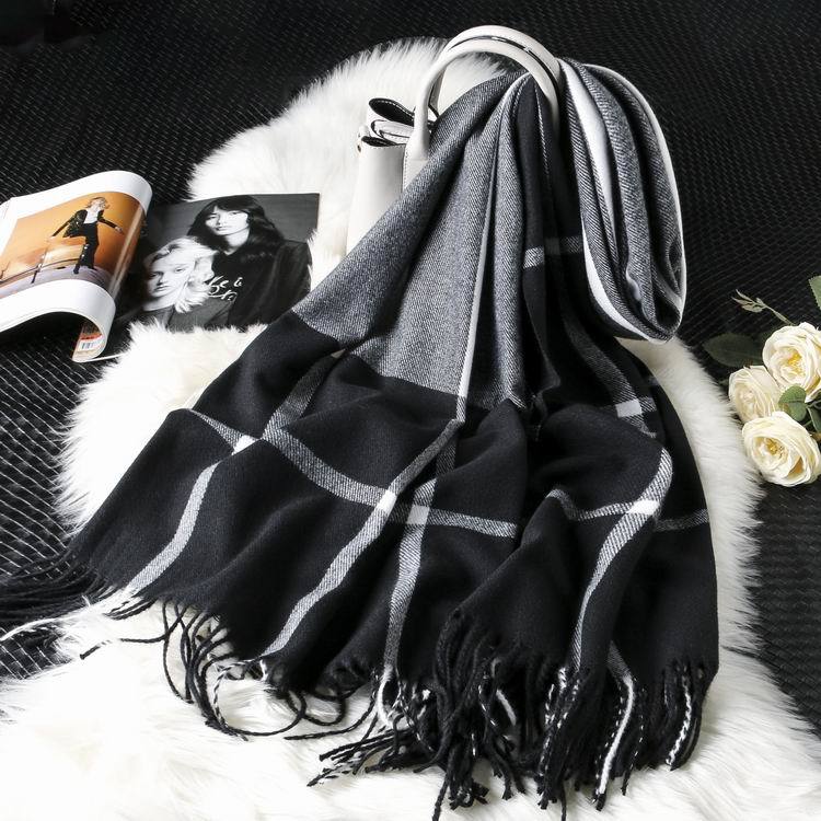 Vertical plaid cashmere scarf