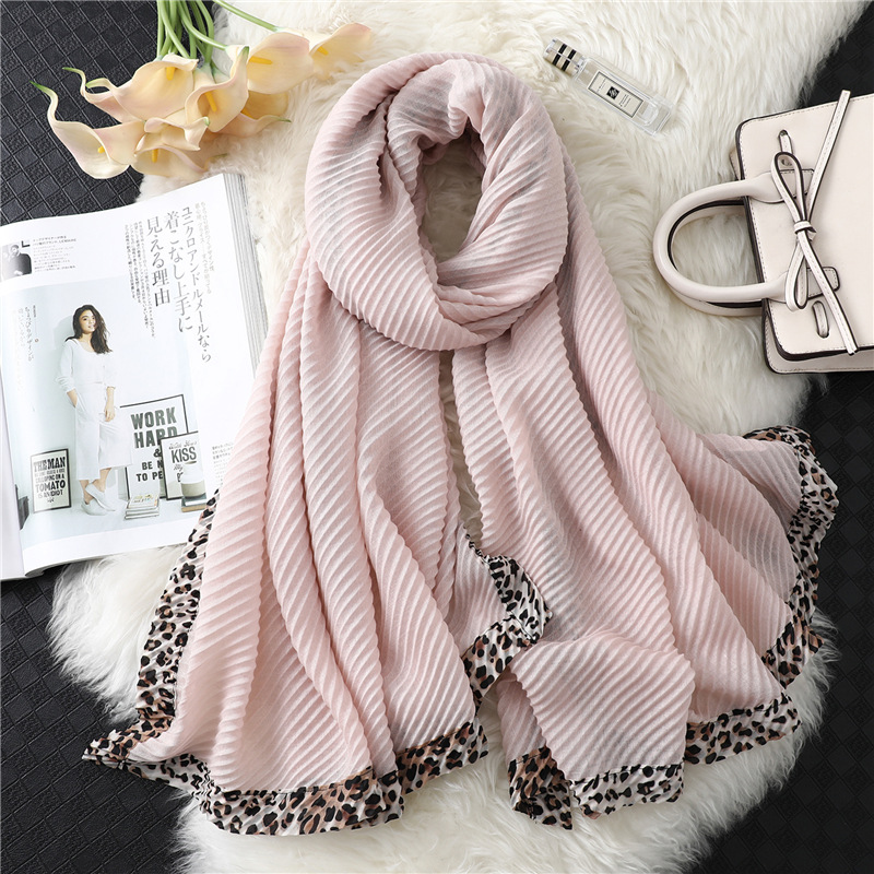 Fashion leopard print cotton and linen scarf