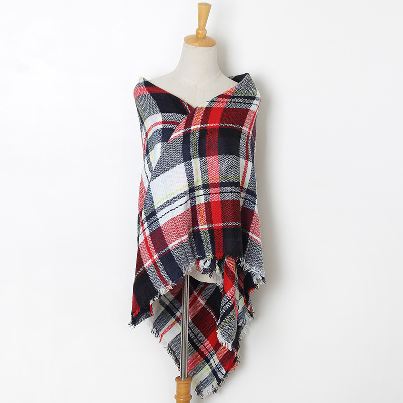 Fringed warm plaid scarf