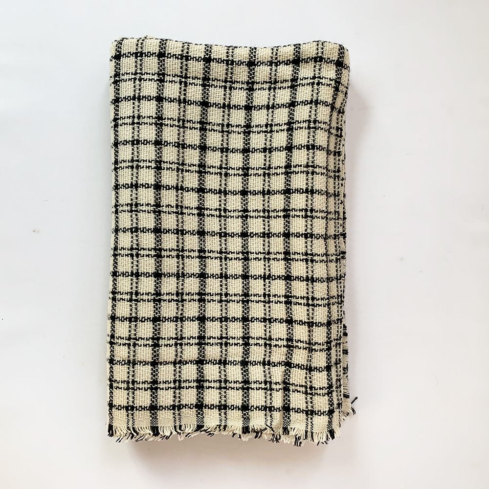 Black and white plaid scarf wholesale