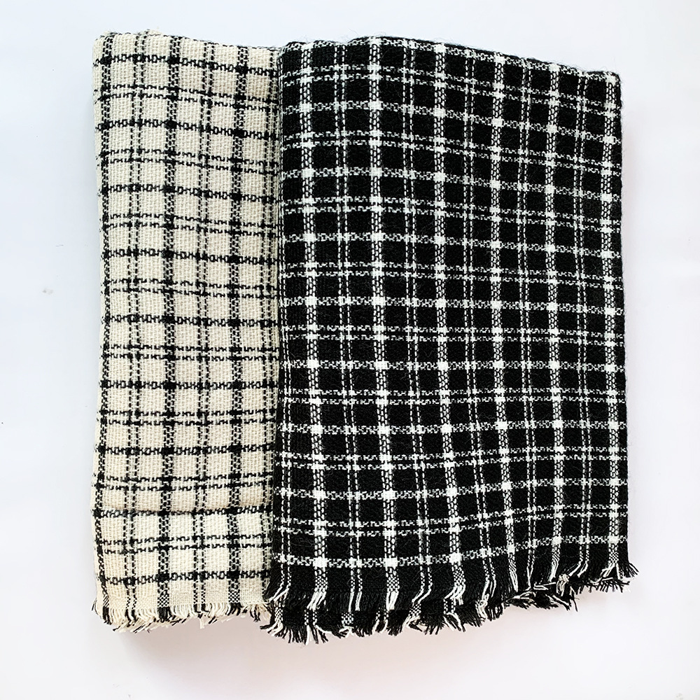 Black and white plaid scarf wholesale