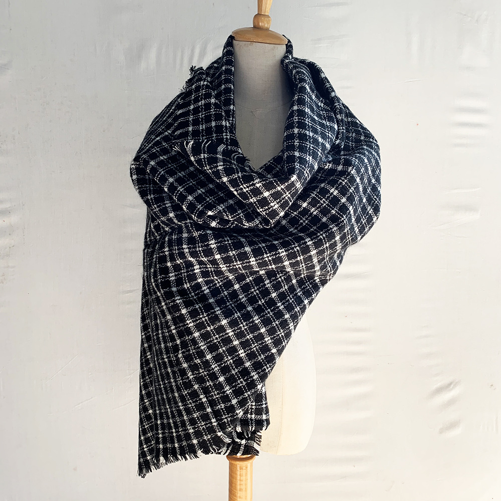 Black and white plaid scarf wholesale