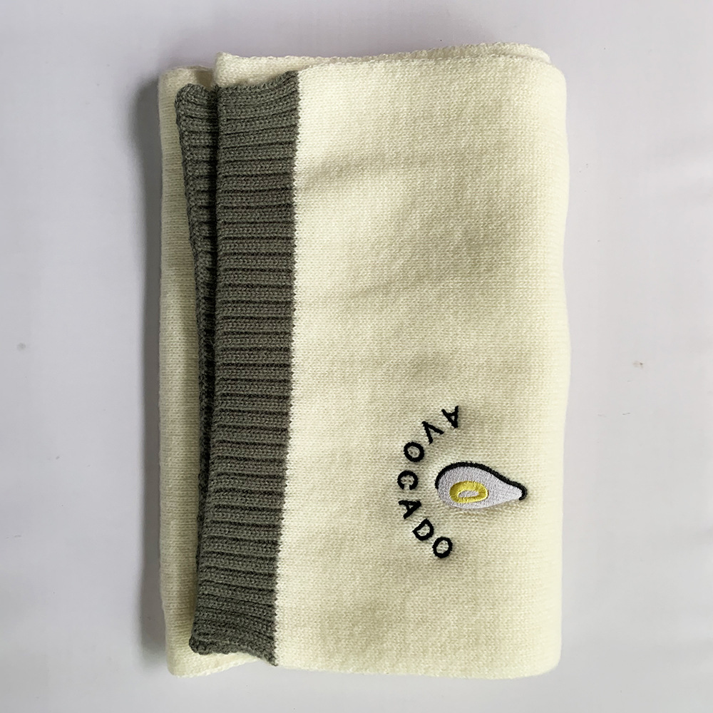 Avocado wool knitted scarf