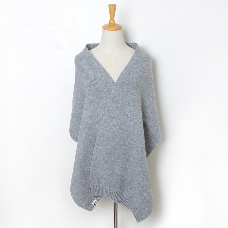 Knitted wool solid color scarf