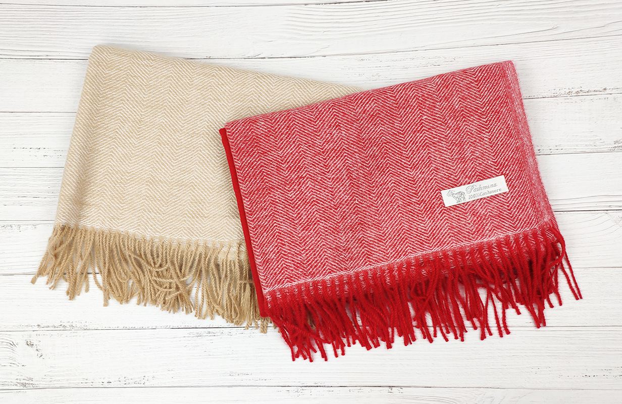 Cashmere padded shawl scarf