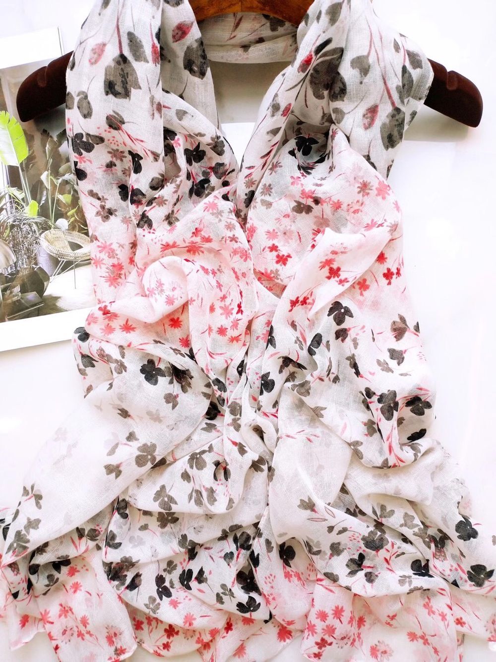 Zhejiang cotton printing scarf wholesale