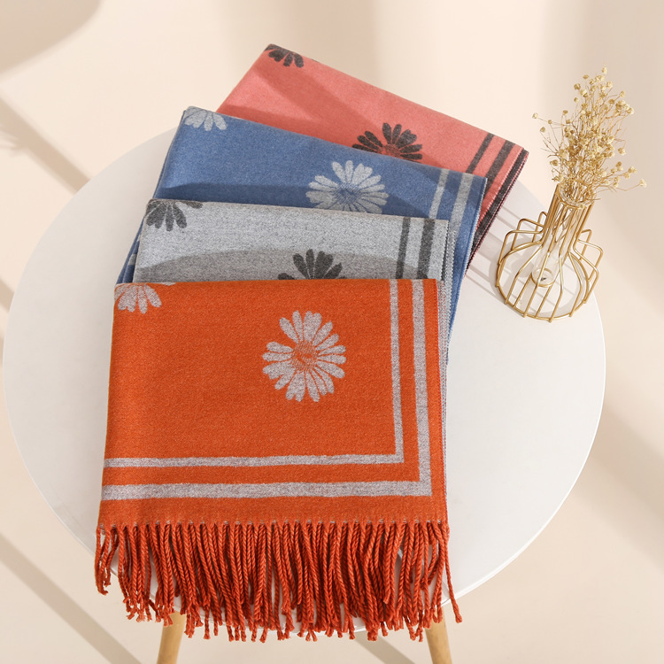 Little daisy flower cashmere scarf
