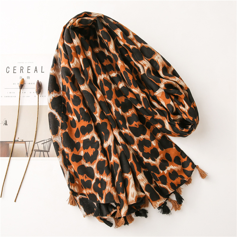 Polyester leopard print scarf wholesale