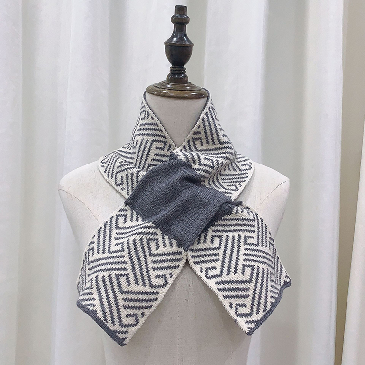 Ladies trendy shawl knitted scarf wholesale