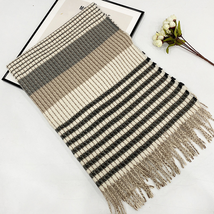 Wholesale thick warm plaid cashmere scarf