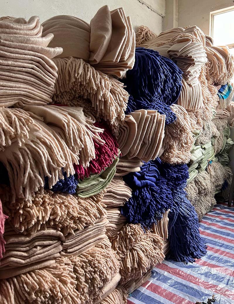 5000 cashmere scarf shipped to Russia scarf stores