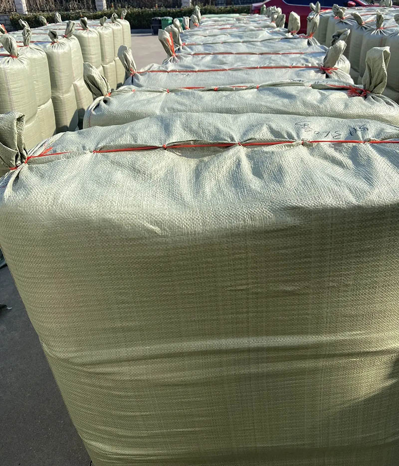 10000 knitted cashmere scarves shipped to American scarf wholesale store