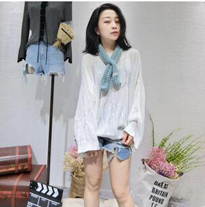Joker variegated yarn trend long towel woven label scarf wholesale