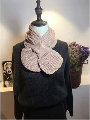 Small cross fish tail wool knitting scarf wholesale