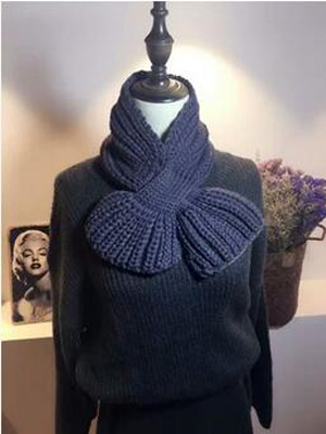 Small cross fish tail wool knitting scarf wholesale