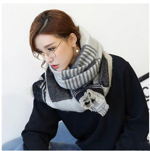 Female map stamp scarf wholesale