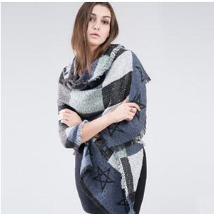 Female pentagram plaid scarves wholesale