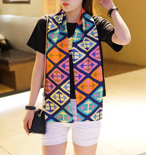 Small silk scarf neck