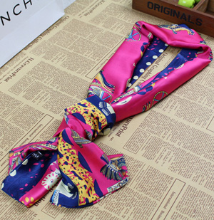 Small infinity scarves