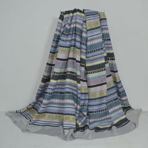 Female geometric stripe color scarf wholesale