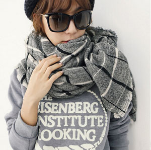 Double-sided grid square female scarf wholesale