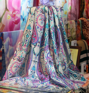 Female color printed wood scarf wholesale