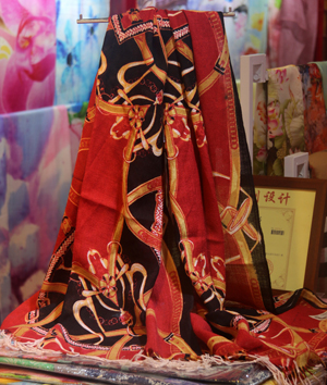 Female Chinese style wood scarf wholesale